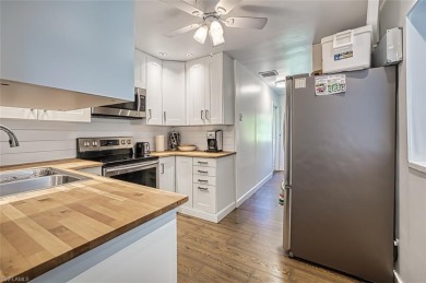 Investment Opportunity! This 4BR/2BA vaulted cage pool home is on Foxfire Golf and Country Club  in Florida - for sale on GolfHomes.com, golf home, golf lot