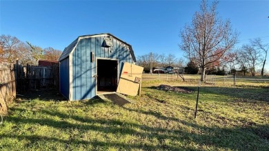 Welcome to Lake Fork Living! This charming 3-bedroom, 2-bathroom on Links At Lands End in Texas - for sale on GolfHomes.com, golf home, golf lot