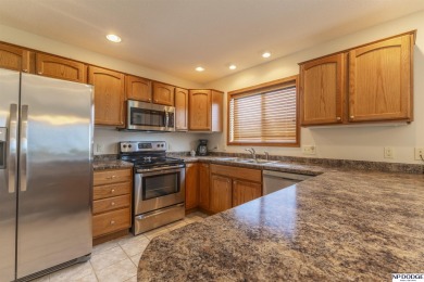 Duane Safarik, M: , DSafarik,   - Wow!! Over 1/2 acre lot in on Shenandoah Golf Course in Iowa - for sale on GolfHomes.com, golf home, golf lot