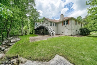 Charming Custom Home in Fairfield Glade Golf Community - 2,627 on Stonehenge Golf Course in Tennessee - for sale on GolfHomes.com, golf home, golf lot