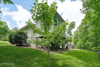 Charming Custom Home in Fairfield Glade Golf Community - 2,627 on Stonehenge Golf Course in Tennessee - for sale on GolfHomes.com, golf home, golf lot