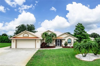 Spacious, spotless home in Spring Lake!  Custom Built home is on Spring Lake Golf Resort in Florida - for sale on GolfHomes.com, golf home, golf lot