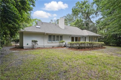 This beautiful 4 bedroom and 3.5 bath home spans a generous 3041 on The Landings Club - Magnolia in Georgia - for sale on GolfHomes.com, golf home, golf lot