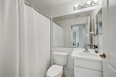 Clean and bright first floor condo in Stoneybrook!  This on Stoneybrook Golf Club in Florida - for sale on GolfHomes.com, golf home, golf lot
