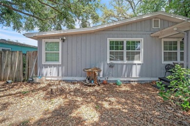 This charming 2-bedroom, 1-bath home has 1,088 sq ft of cozy and on Babe Zaharias Golf Course in Florida - for sale on GolfHomes.com, golf home, golf lot