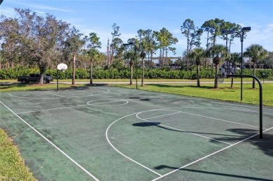 Clean and bright first floor condo in Stoneybrook!  This on Stoneybrook Golf Club in Florida - for sale on GolfHomes.com, golf home, golf lot