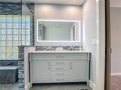 One or more photo(s) has been virtually staged. DISCOVER YOUR on Herons Glen Golf and Country Club in Florida - for sale on GolfHomes.com, golf home, golf lot