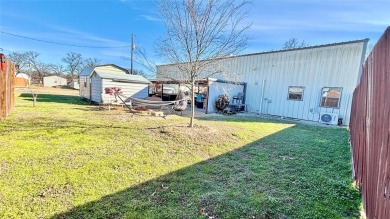 This charming 2-bedroom, 2-bathroom, 1,100 SF barndominium is on Links At Lands End in Texas - for sale on GolfHomes.com, golf home, golf lot