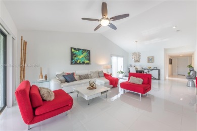 Welcome to this beautifully updated 2-bedroom, 2-bathroom villa on Bonaventure Country Club in Florida - for sale on GolfHomes.com, golf home, golf lot