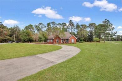 Beautiful and immaculate Brick house situated on a desirable on Pine Forest Country Club in Georgia - for sale on GolfHomes.com, golf home, golf lot