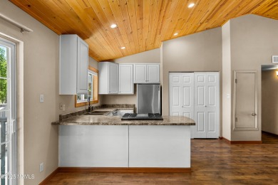 PRICE IMPROVEMENT!!! Tucked away in the desirable Continental on Continental Country Club in Arizona - for sale on GolfHomes.com, golf home, golf lot