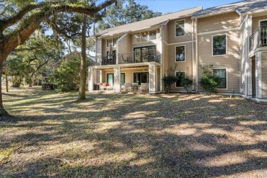Immaculate and well maintained upper level 1 bedroom 1.5 on The Seabrook Island Club in South Carolina - for sale on GolfHomes.com, golf home, golf lot