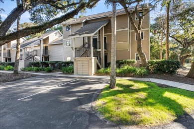 Immaculate and well maintained upper level 1 bedroom 1.5 on The Seabrook Island Club in South Carolina - for sale on GolfHomes.com, golf home, golf lot