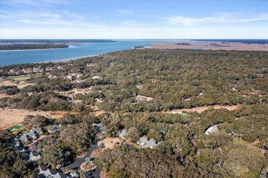 Immaculate and well maintained upper level 1 bedroom 1.5 on The Seabrook Island Club in South Carolina - for sale on GolfHomes.com, golf home, golf lot