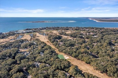 Immaculate and well maintained upper level 1 bedroom 1.5 on The Seabrook Island Club in South Carolina - for sale on GolfHomes.com, golf home, golf lot