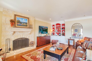 This stunning 4-bedroom, custom built 3408 sq ft lake front home on Hide-A-Way Lake Golf Course in Texas - for sale on GolfHomes.com, golf home, golf lot