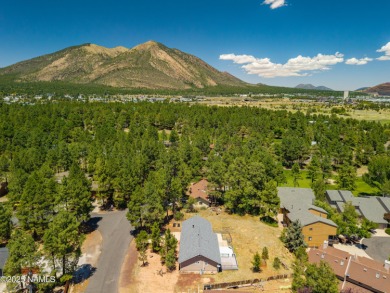 PRICE IMPROVEMENT!!! Tucked away in the desirable Continental on Continental Country Club in Arizona - for sale on GolfHomes.com, golf home, golf lot