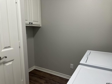 Immaculate and move-in ready, this like-new 2B2B home offers on Cherokee Club Estates Golf Course in Texas - for sale on GolfHomes.com, golf home, golf lot