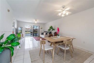 BEAUTIFUL 2 BEDROOMS 2 BATHROOMS LARGE UNIT OVERLOOKING A on Flamingo Lakes Country Club in Florida - for sale on GolfHomes.com, golf home, golf lot