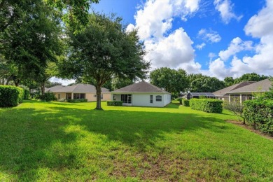 One or more photo(s) has been virtually staged. PROPERTY IS on Kings Ridge Golf Club in Florida - for sale on GolfHomes.com, golf home, golf lot