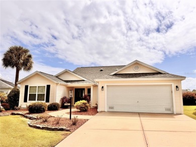 Welcome to this beautifully maintained 3-bedroom, 2-bath on The Links of Spruce Creek in Florida - for sale on GolfHomes.com, golf home, golf lot