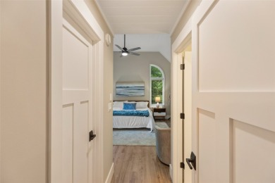 The perfect 3 bed, 3 and 1/2 bath Cottage with ample sized rooms on Burlingame Country Club in North Carolina - for sale on GolfHomes.com, golf home, golf lot