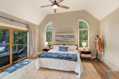 The perfect 3 bed, 3 and 1/2 bath Cottage with ample sized rooms on Burlingame Country Club in North Carolina - for sale on GolfHomes.com, golf home, golf lot