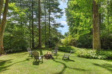 The perfect 3 bed, 3 and 1/2 bath Cottage with ample sized rooms on Burlingame Country Club in North Carolina - for sale on GolfHomes.com, golf home, golf lot