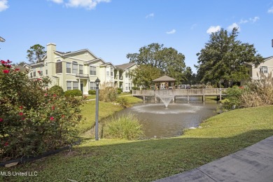 PRICED TO SELL. Light and Bright fully furnished three bedroom on Great Southern Golf Club in Mississippi - for sale on GolfHomes.com, golf home, golf lot