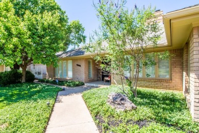 Stunning residence with a spectacular golf course view! Enjoy on LakeRidge Country Club in Texas - for sale on GolfHomes.com, golf home, golf lot