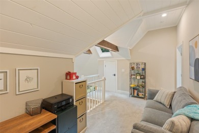 The perfect 3 bed, 3 and 1/2 bath Cottage with ample sized rooms on Burlingame Country Club in North Carolina - for sale on GolfHomes.com, golf home, golf lot