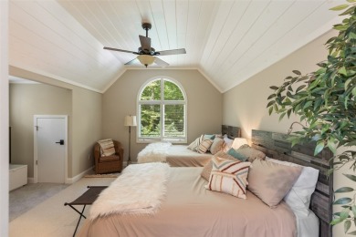 The perfect 3 bed, 3 and 1/2 bath Cottage with ample sized rooms on Burlingame Country Club in North Carolina - for sale on GolfHomes.com, golf home, golf lot