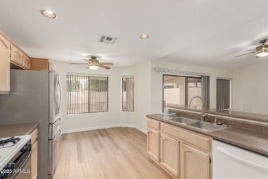 Welcome to this charming single-family residence in the on Oakwood Golf Club  in Arizona - for sale on GolfHomes.com, golf home, golf lot