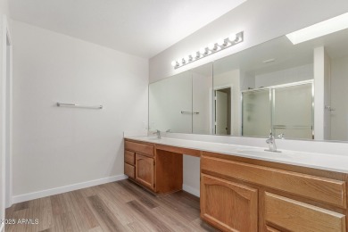 Welcome to this charming single-family residence in the on Oakwood Golf Club  in Arizona - for sale on GolfHomes.com, golf home, golf lot