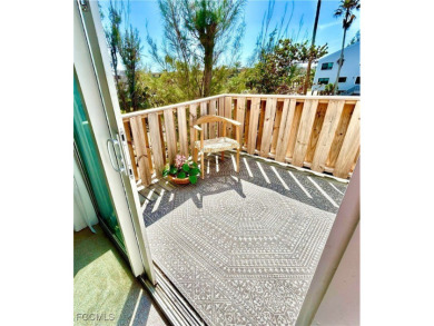 3BR/3BA fully furnished Sanibel beach home located just steps on Beachview Golf Club in Florida - for sale on GolfHomes.com, golf home, golf lot