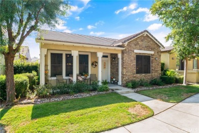 Beautiful 55+ single story home in the gated community of Four on Hemet Golf Club in California - for sale on GolfHomes.com, golf home, golf lot