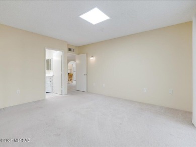 OFFERING A HOME WARRANTY AND 1% CONCESSIONS with acceptable on Canoa Hills Golf Course in Arizona - for sale on GolfHomes.com, golf home, golf lot