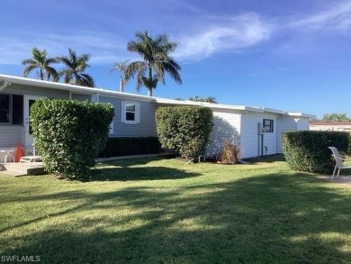 Pride of ownership throughout this well maintained
home in on Riviera Golf Club in Florida - for sale on GolfHomes.com, golf home, golf lot