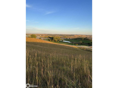 Awesome piece of land overlooking Shadow Valley Golf Course, off on Shadow Valley Golf Course in Iowa - for sale on GolfHomes.com, golf home, golf lot