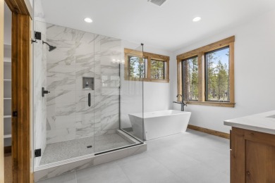 Open House 5/24 11-3. Embrace the perfect blend of style on Sunriver Caldera Springs Golf Course in Oregon - for sale on GolfHomes.com, golf home, golf lot
