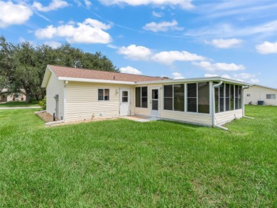 Welcome to this charming 2 bedroom, 2 bath ranch home located in on The Links of Spruce Creek in Florida - for sale on GolfHomes.com, golf home, golf lot