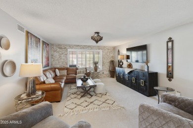 Expanded, custom 3BR, 2BA Macayo model on an enormous cul-de-sac on Sun Lakes Country Club in Arizona - for sale on GolfHomes.com, golf home, golf lot