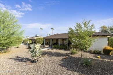 Expanded, custom 3BR, 2BA Macayo model on an enormous cul-de-sac on Sun Lakes Country Club in Arizona - for sale on GolfHomes.com, golf home, golf lot