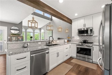 Looking for the perfect home in a golf community? This beautiful on Teetering Rocks Links in Missouri - for sale on GolfHomes.com, golf home, golf lot