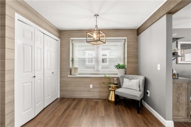 Looking for the perfect home in a golf community? This beautiful on Teetering Rocks Links in Missouri - for sale on GolfHomes.com, golf home, golf lot