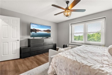 Looking for the perfect home in a golf community? This beautiful on Teetering Rocks Links in Missouri - for sale on GolfHomes.com, golf home, golf lot