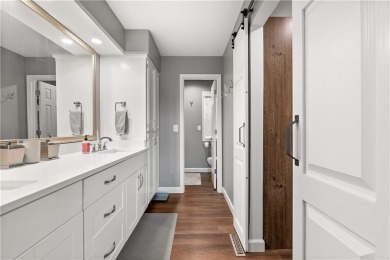 Looking for the perfect home in a golf community? This beautiful on Teetering Rocks Links in Missouri - for sale on GolfHomes.com, golf home, golf lot