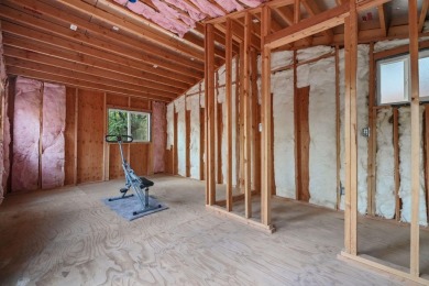 Fully furnished and turn-key, this Chalet/Alpine-style on Big Bear Mountain Ski and Golf Resort in California - for sale on GolfHomes.com, golf home, golf lot