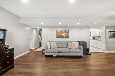 Looking for the perfect home in a golf community? This beautiful on Teetering Rocks Links in Missouri - for sale on GolfHomes.com, golf home, golf lot