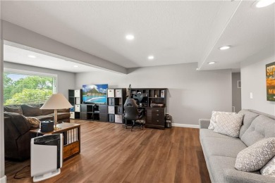 Looking for the perfect home in a golf community? This beautiful on Teetering Rocks Links in Missouri - for sale on GolfHomes.com, golf home, golf lot